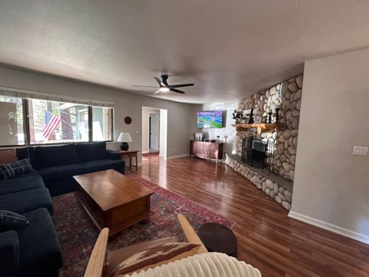 Charming Mountain Getaway - Graeagle, CA
