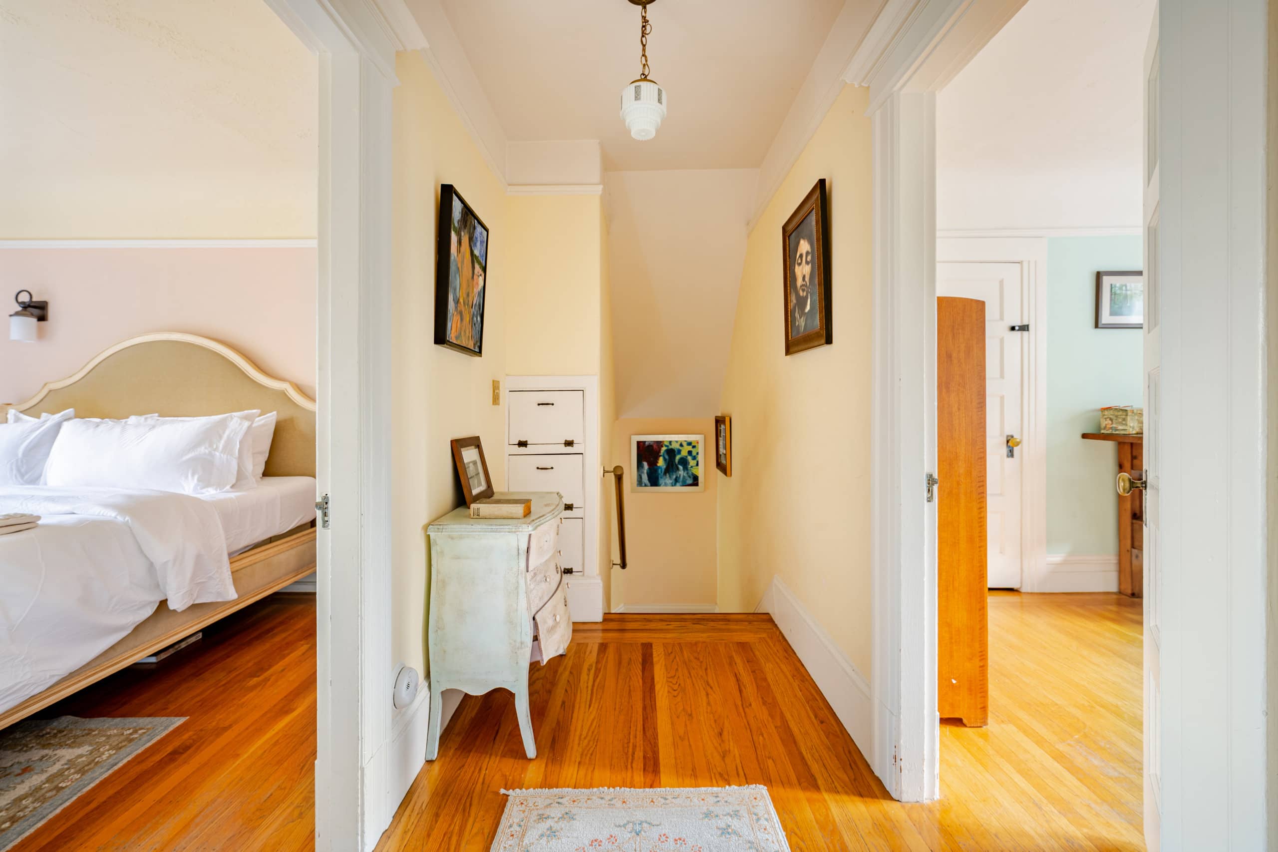 Home in San Francisco · ★4.0 · 3 bedrooms · 3 beds · 2 baths - Image 49