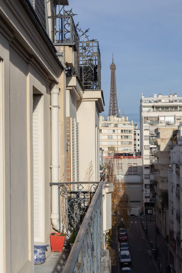 Appartement 72m2 - Vue Tour Eiffel - Bail Mobilité - Paris