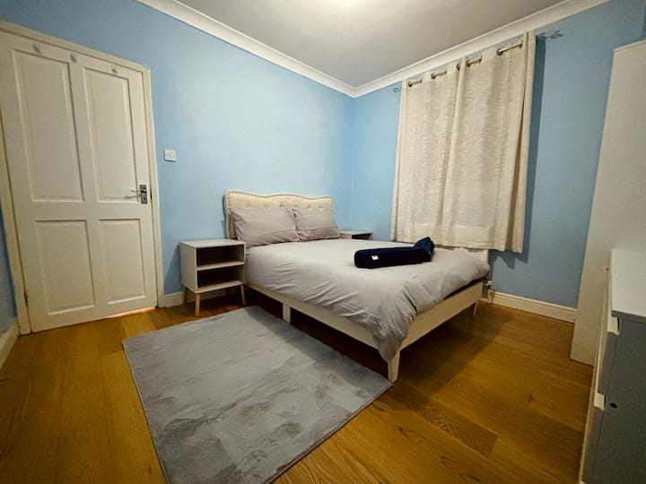 The Aegean Room - Enfield