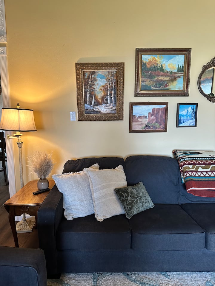 Spacious 3br Home - Large Patio, Bbq, Fenced Yard - レドモンド, OR