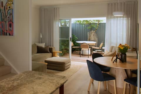 Top performing Airbnb: Riverside Retreat in Noosaville