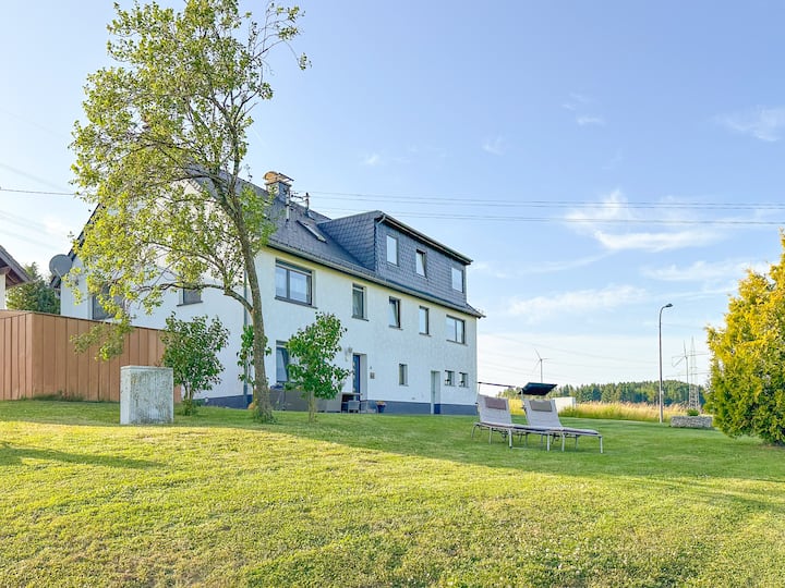 Maison Confortable Avec Vue Imprenable - Gerolstein