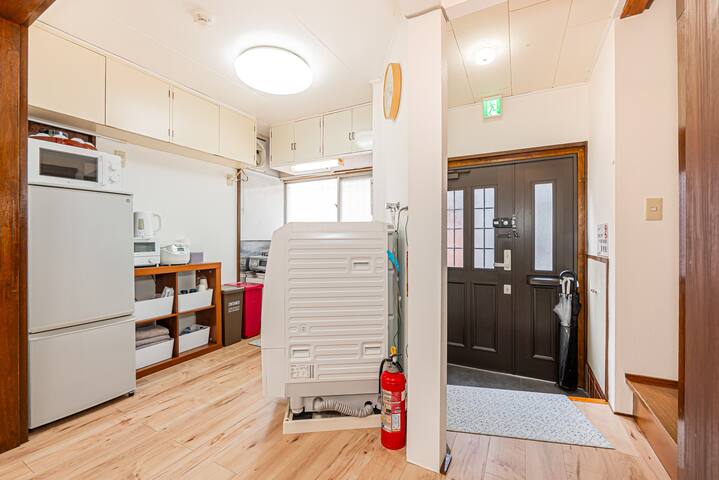 Shinjuku 4LDK House, 10min to Isetan gallery image 4