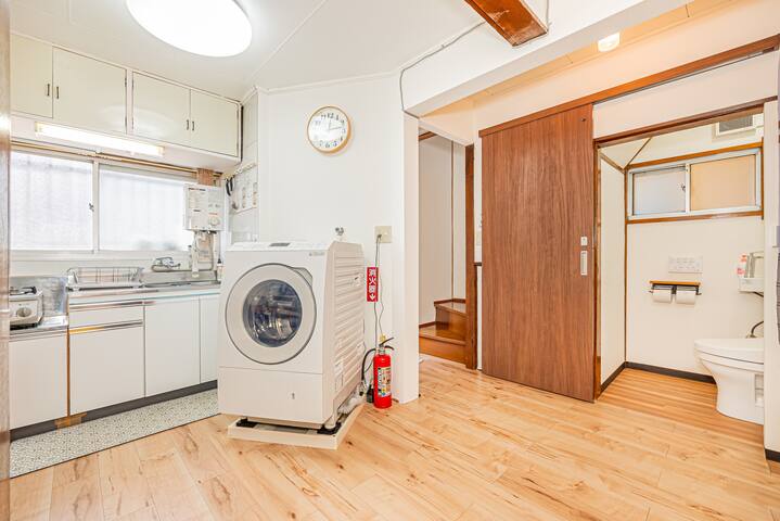 Shinjuku 4LDK House, 10min to Isetan gallery image 5