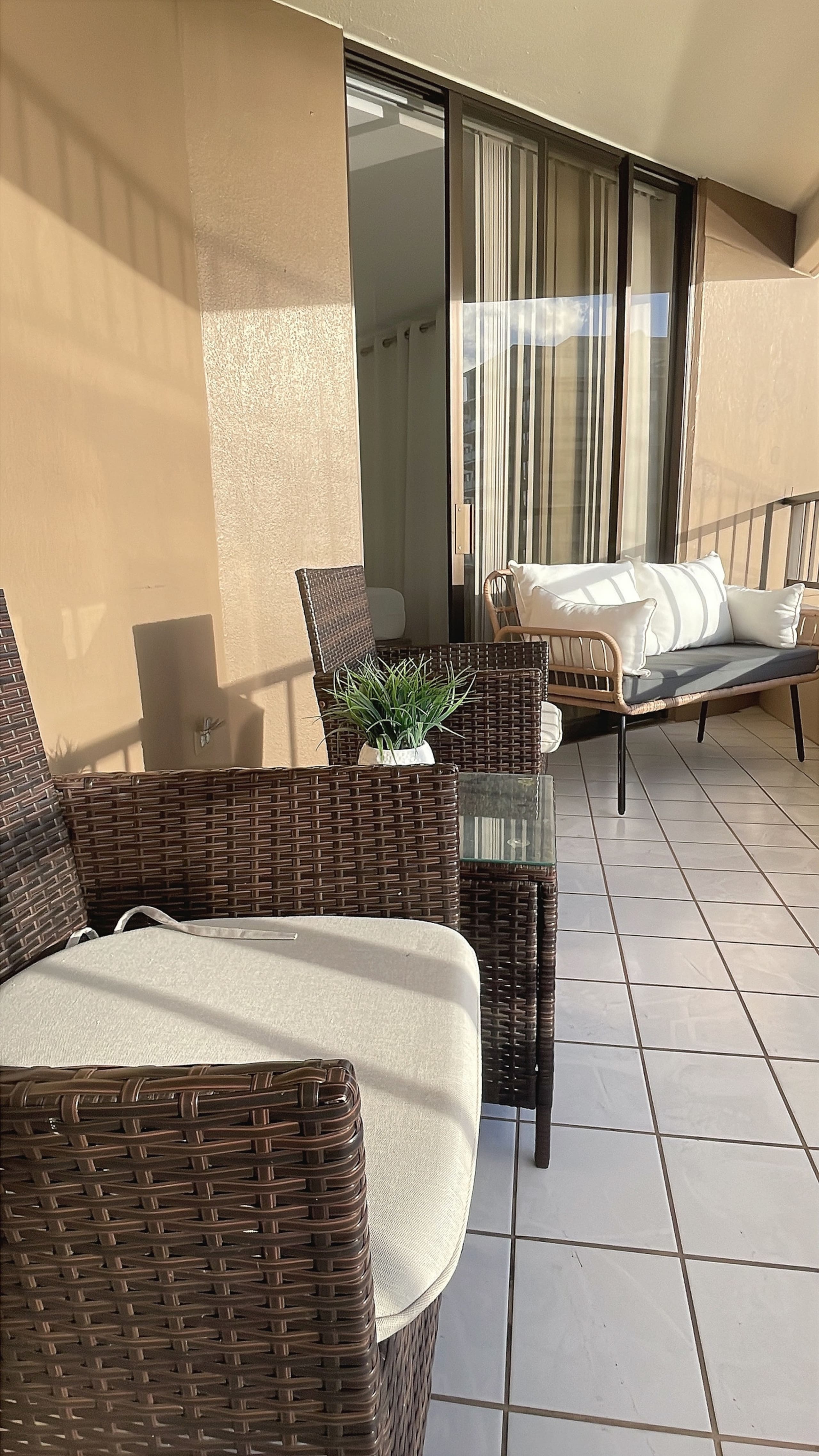 New Ocean View Condominium. Free Parking - Image 23