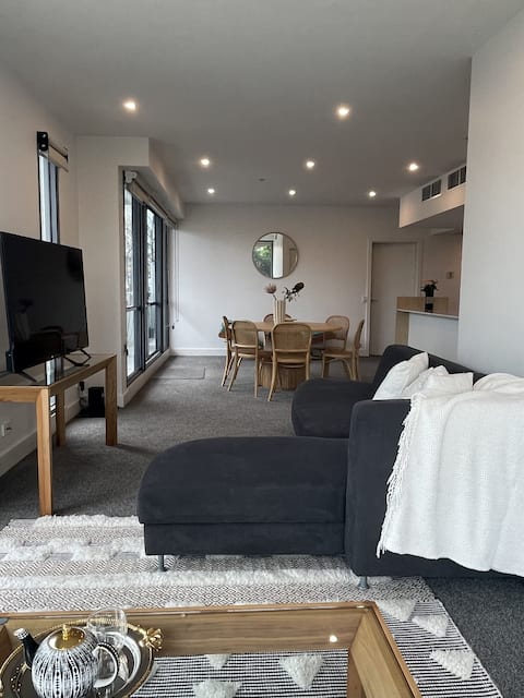 Successful Airbnb property: Waterfront Pearl – Geelong in Geelong