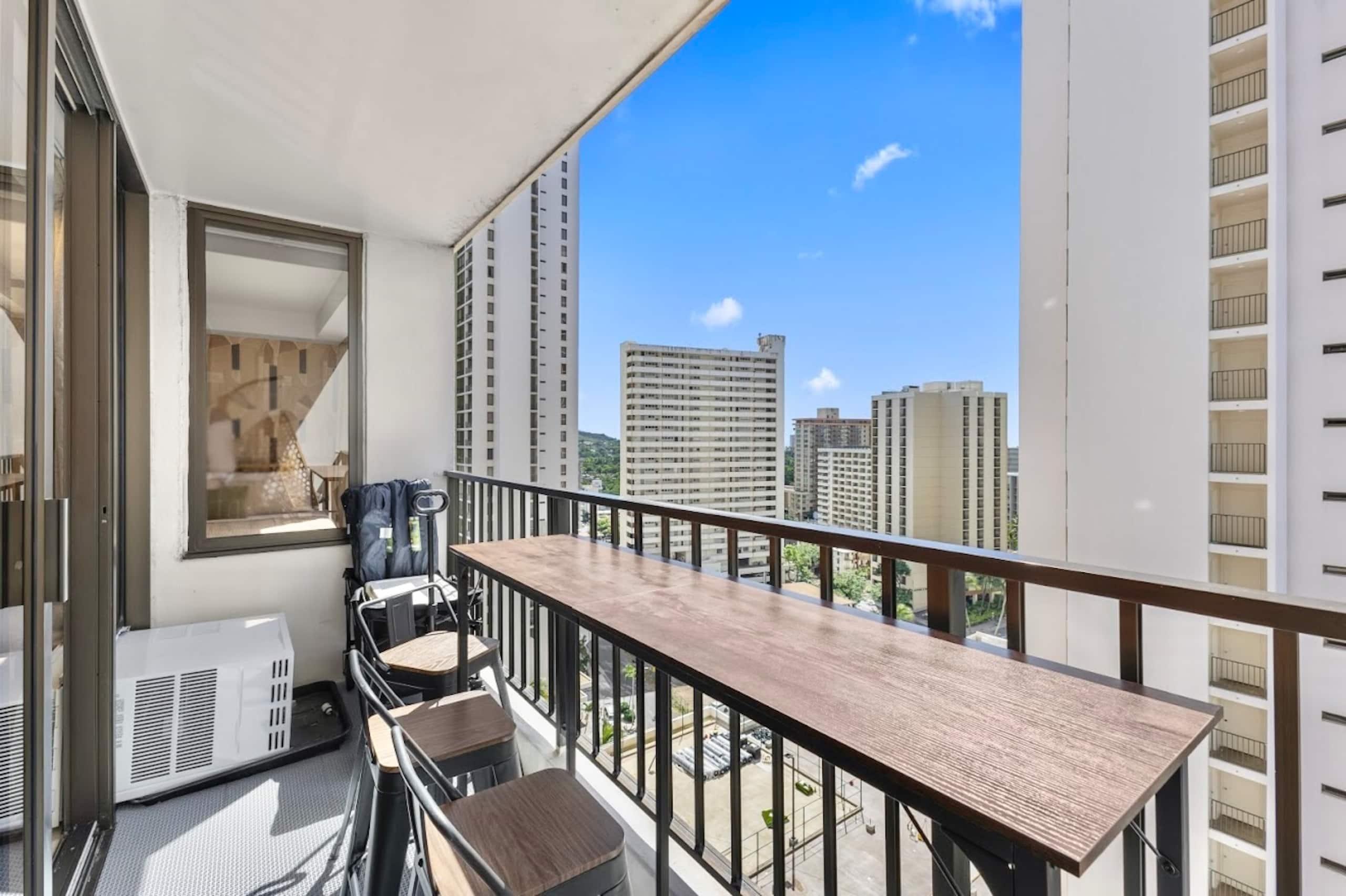 18F-Tropical Paradise-Waikiki Banyan 1BR/Parking! - Image 43