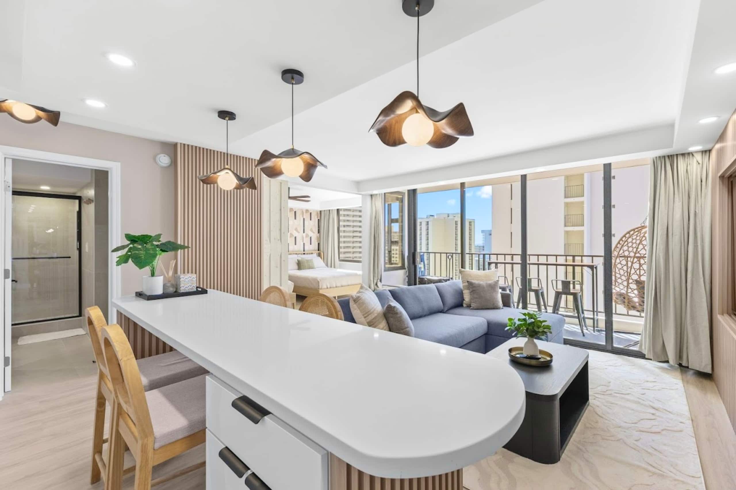 18F-Tropical Paradise-Waikiki Banyan 1BR/Parking! - Image 14
