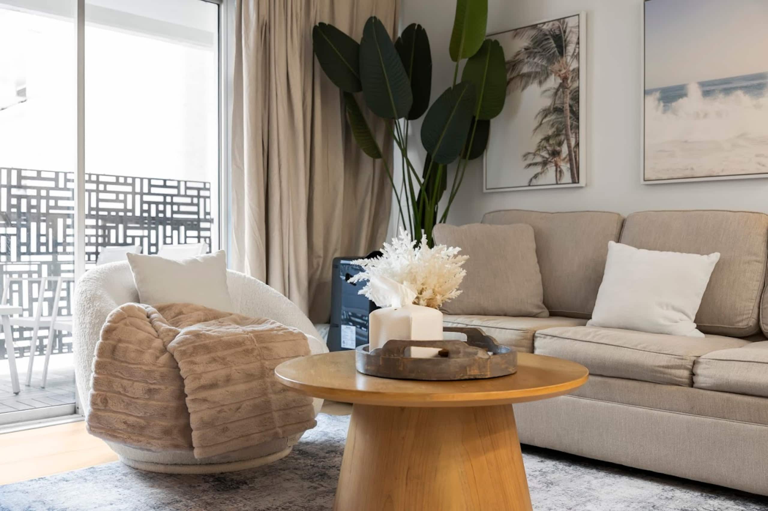 Home in Honolulu · ★4.79 · 2 bedrooms · 4 beds · 2 private baths - Image 13