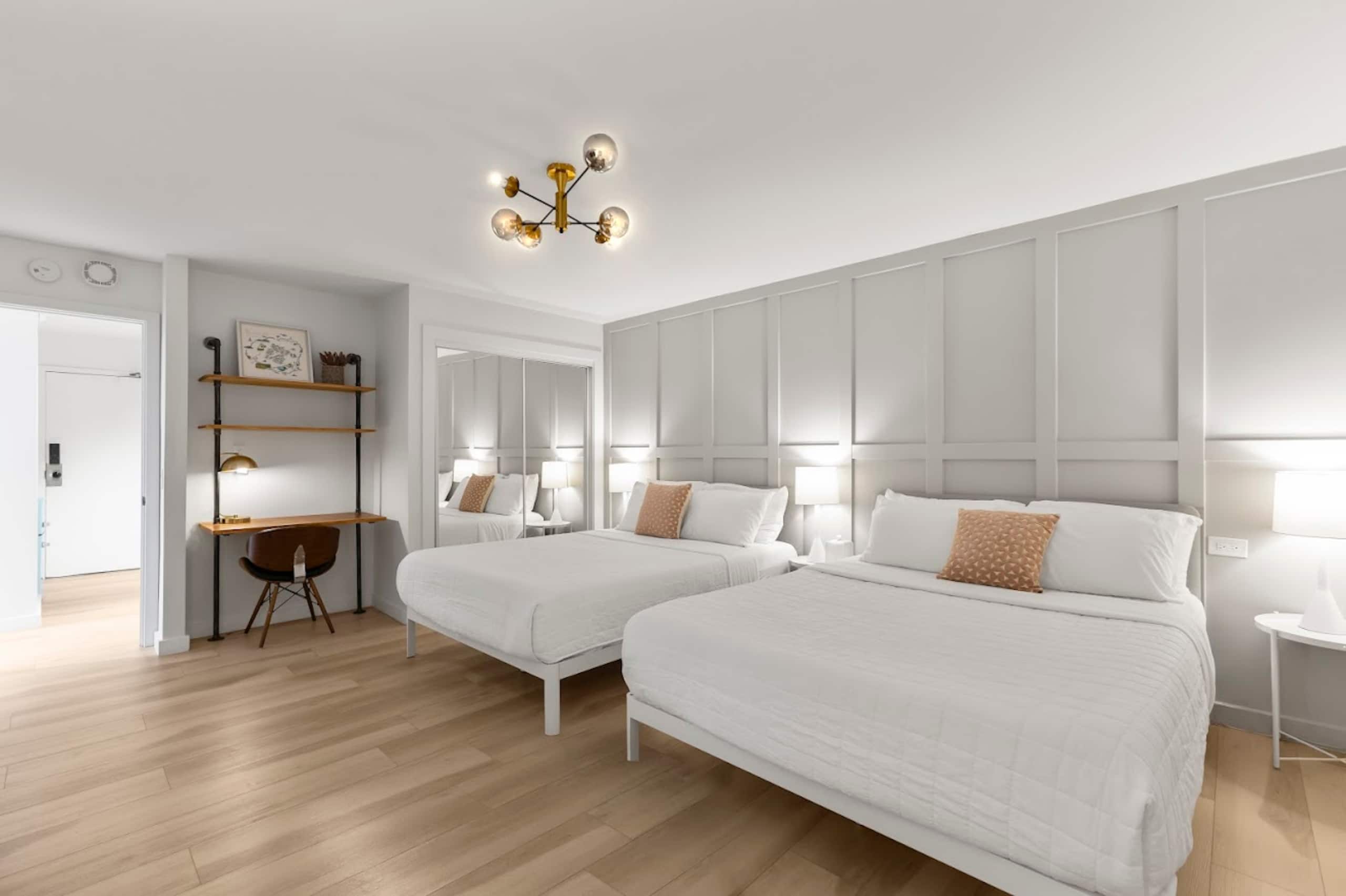 Home in Honolulu · ★4.79 · 2 bedrooms · 4 beds · 2 private baths - Image 38