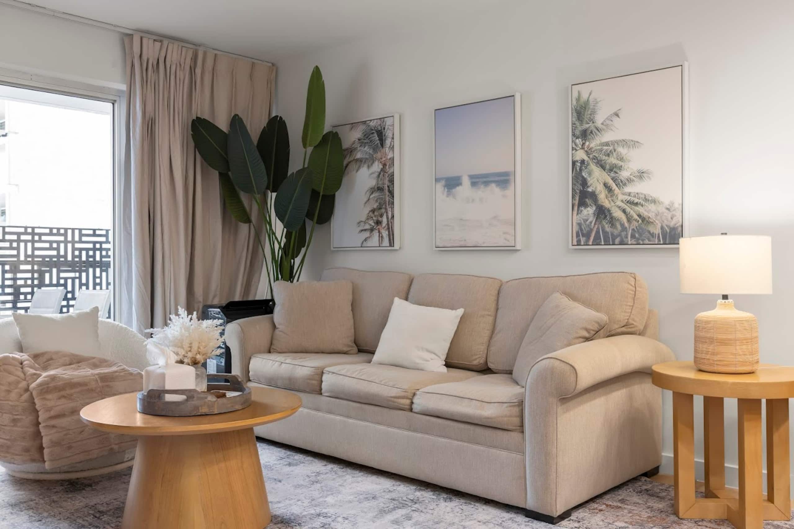 Home in Honolulu · ★4.79 · 2 bedrooms · 4 beds · 2 private baths - Image 10