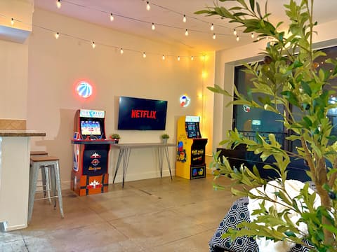 Top performing Airbnb: HUGE Loft 420 DowntownLA Checkout King Bed Arcades in East Los Angeles