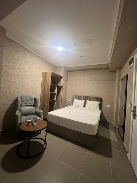 Economical Double Room in Tuzla - On the Basement Floor