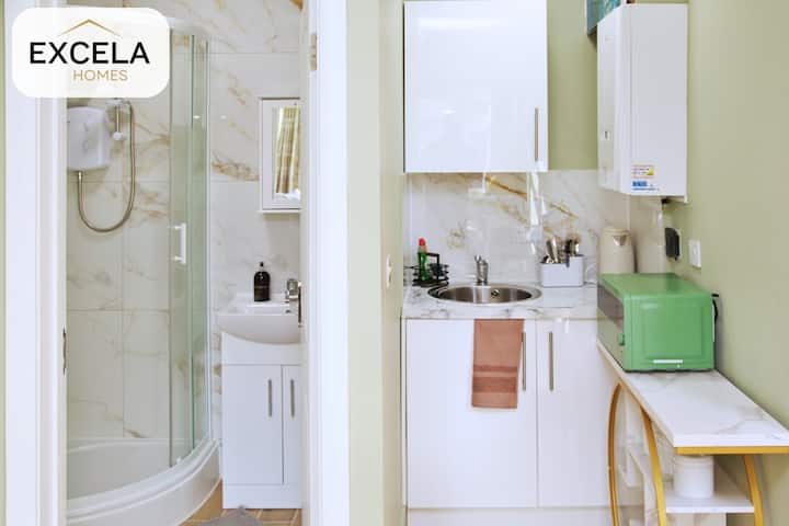 Luton Airport 6–8 Mins|free Parking| Sleeps 4 | Ac - Harpenden