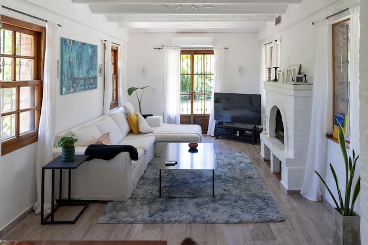 Трёхспальная квартира с бассейном в Beccar