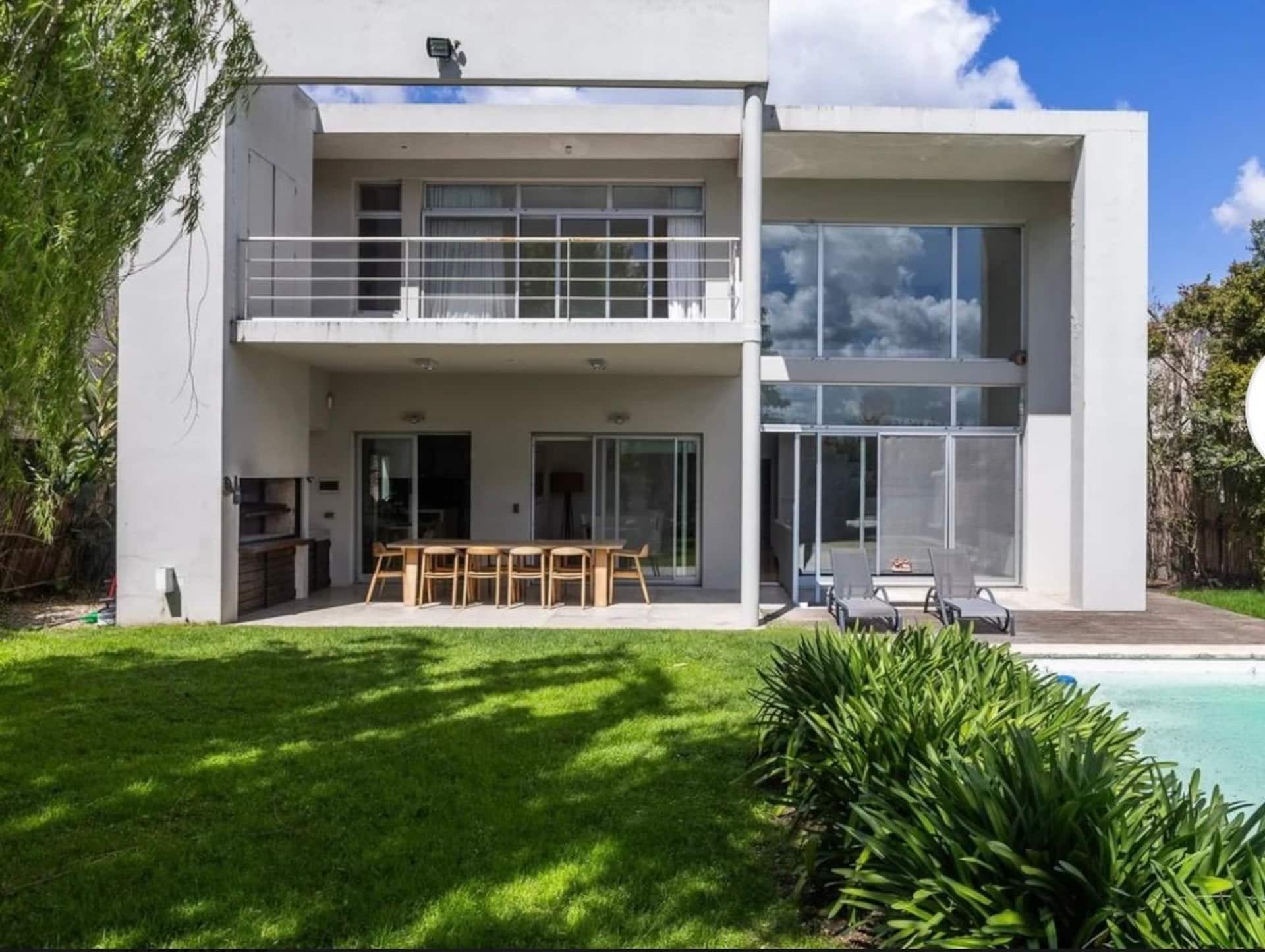 Temporary house rental in Greenlands, Buenavista