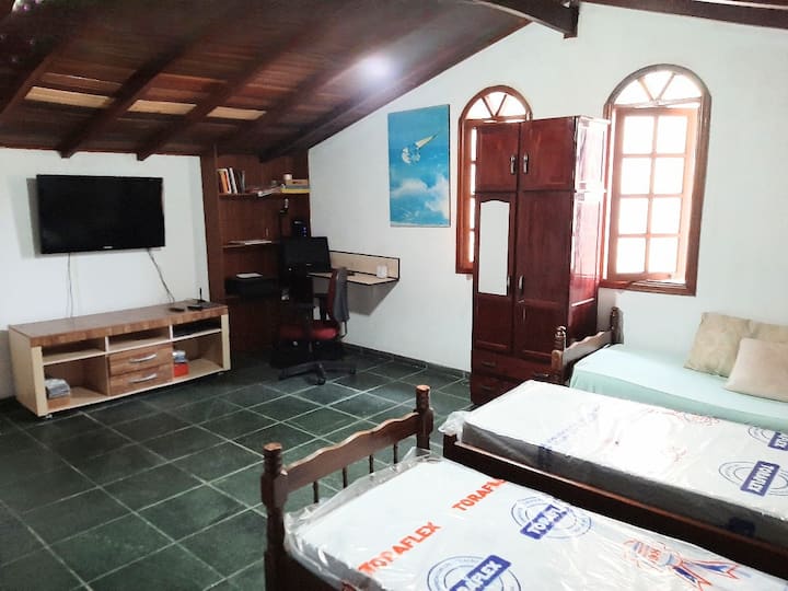 საძინებელი 4