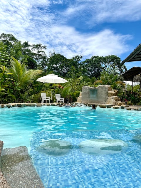 Moka Lodge as a vacation home, up to 16 people