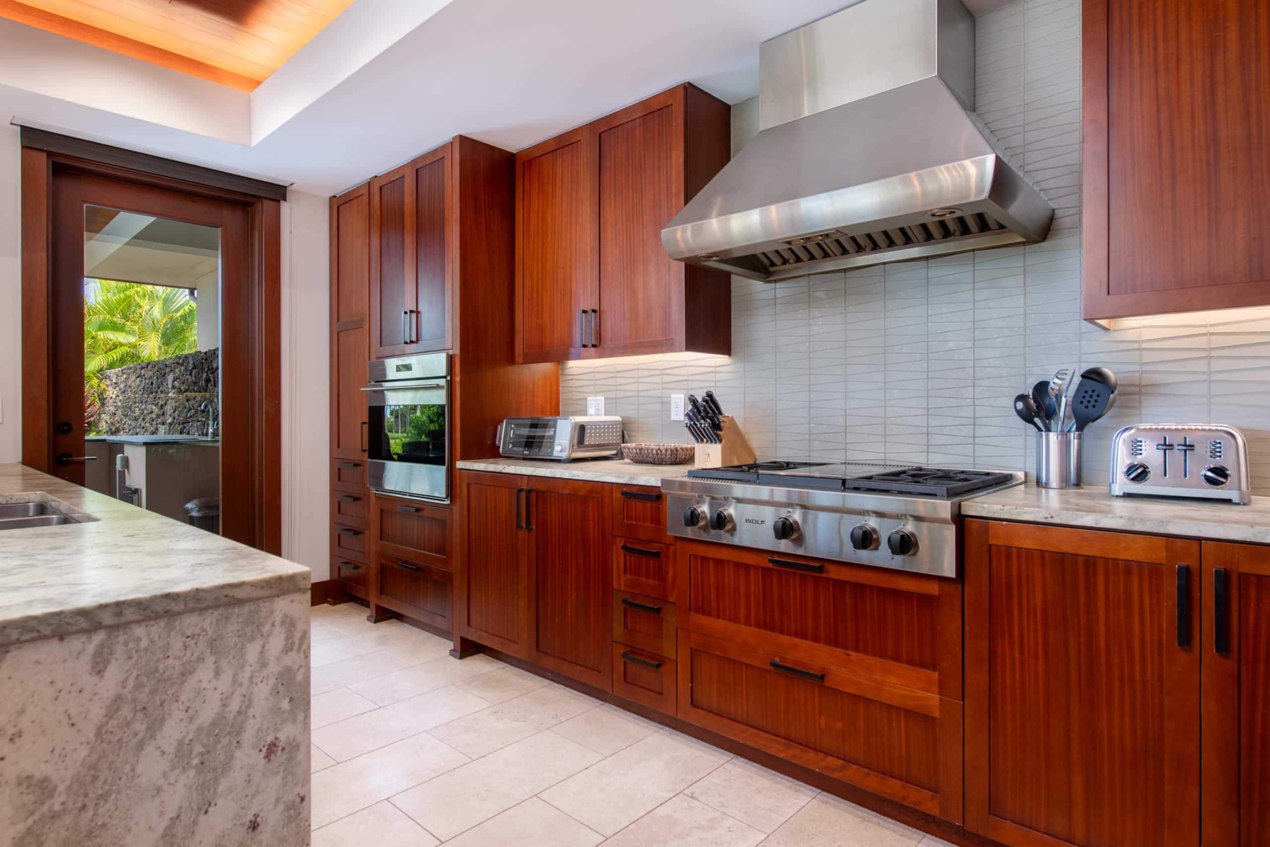 Home in Waimea · ★5.0 · 4 bedrooms · 5 beds · 4.5 baths - Image 22