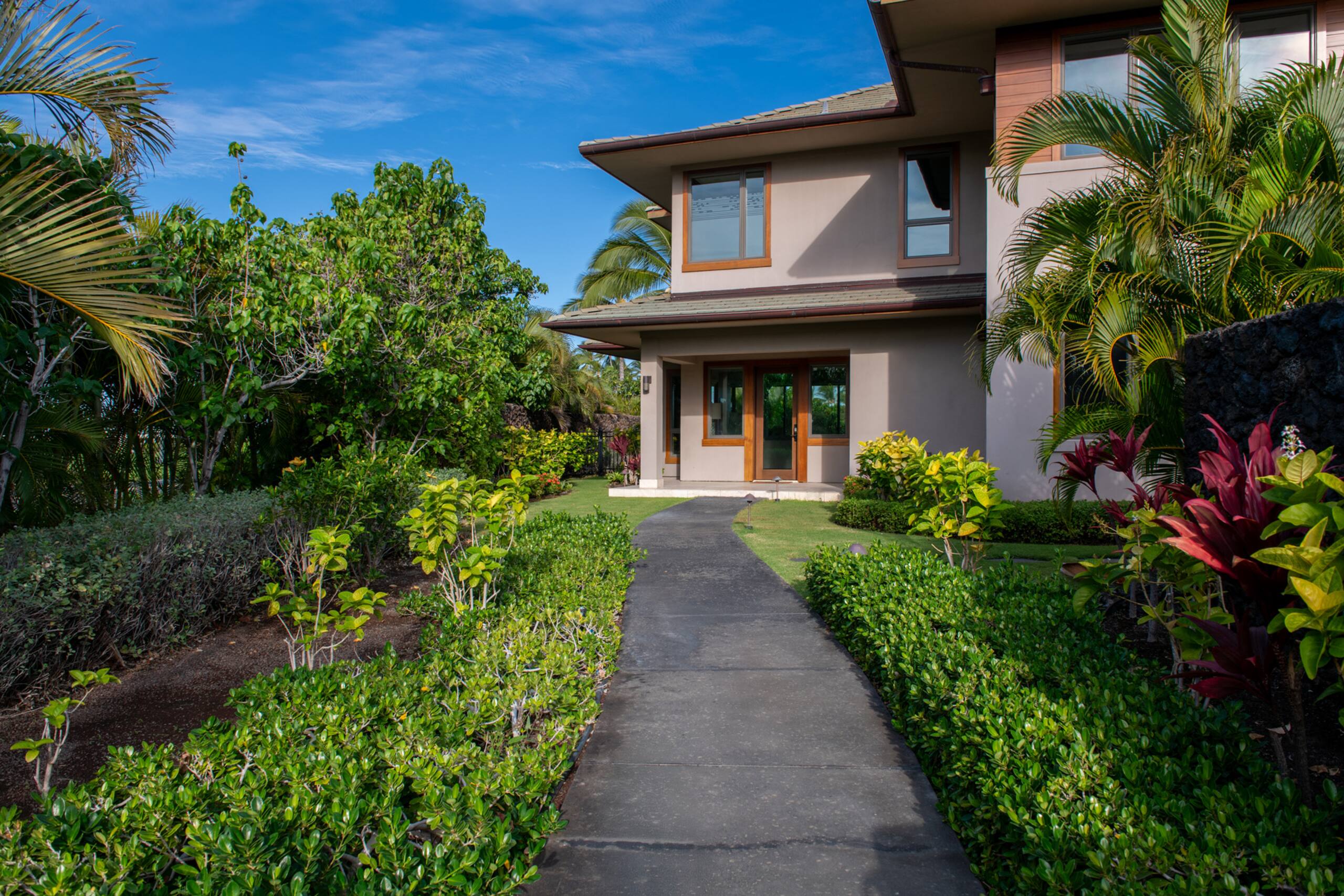 Home in Waimea · ★5.0 · 4 bedrooms · 5 beds · 4.5 baths - Image 55