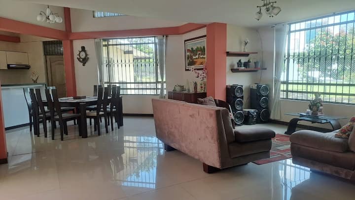 Hogar Lejos Del Hogar Para Compartir En Familia - Moniquirá