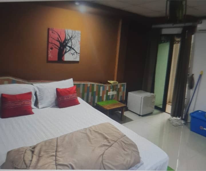 Double Bed Room 13, Free Meals + Motorbike - Chiang Mai