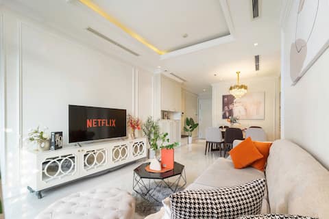 2br Luxury River View Vinhome Landmark 3(46F)