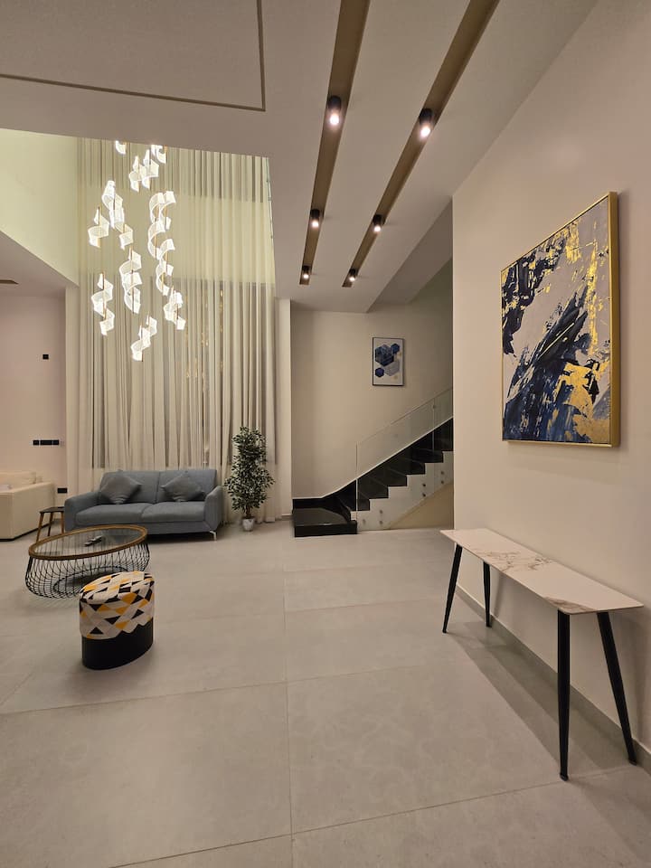 Spacious Modern Home – Peaceful & Convenient - オマーン
