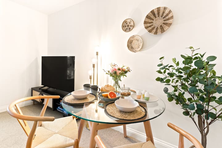 Boutique Apartment With Parking | Ye Old Mill - Falmouth