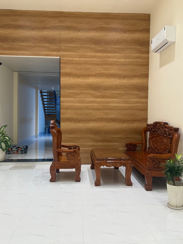 Fullhouse/6pax/2 Large Bedrooms/ Large Kitchen - Vietnam