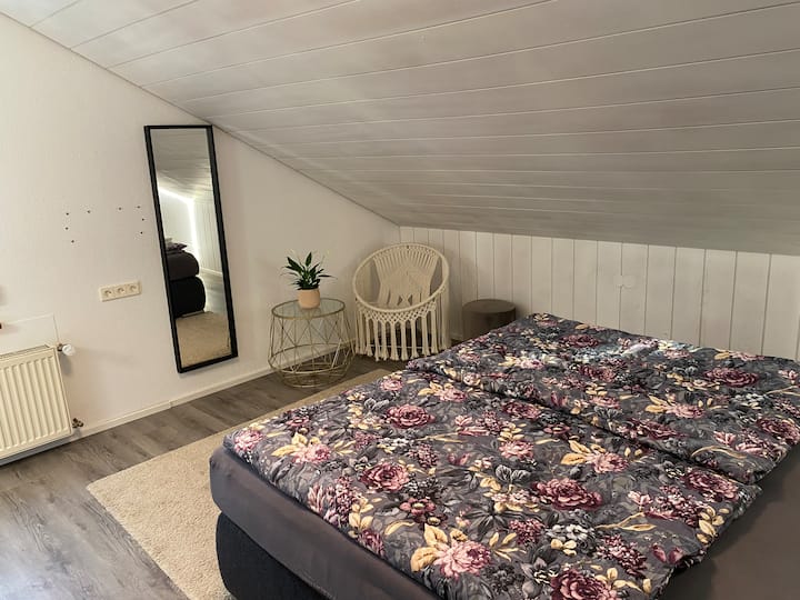 غرفة النوم 2