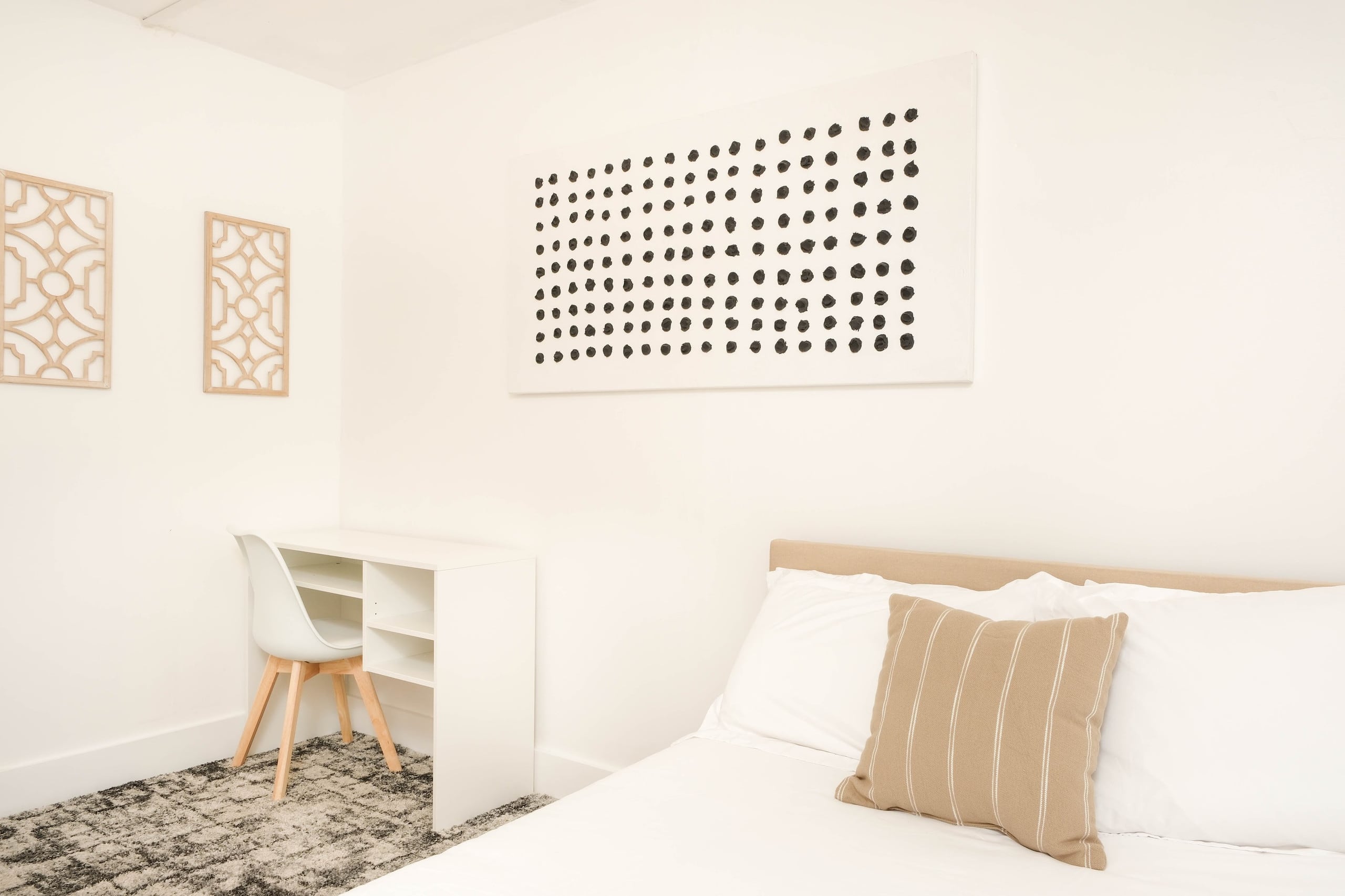 Boho Retreat in Heart of Waikiki Walk to the Beach - Image 10