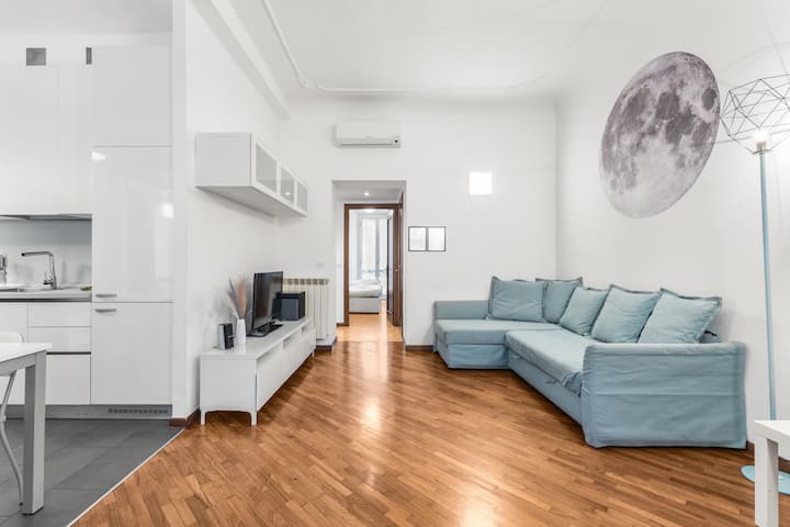 Fara Apt - Centro - 8 Posti - Wifi - Milano