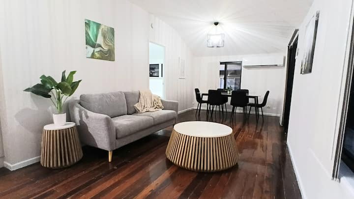 Yeppoon Beach House With Pool & Pet Friendly - 옙푼