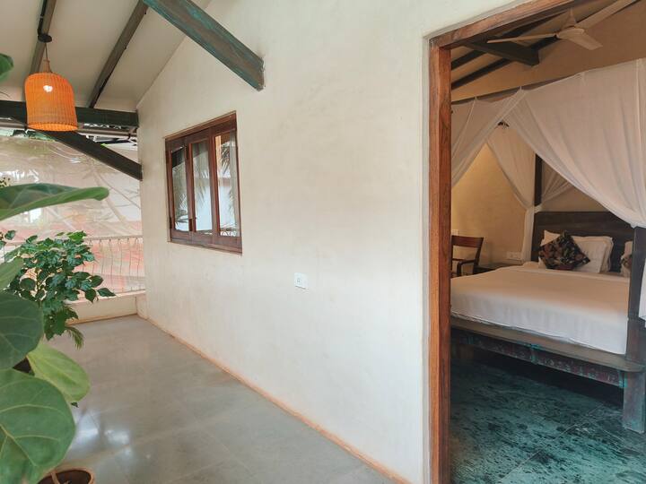 Bedroom 1 image 2