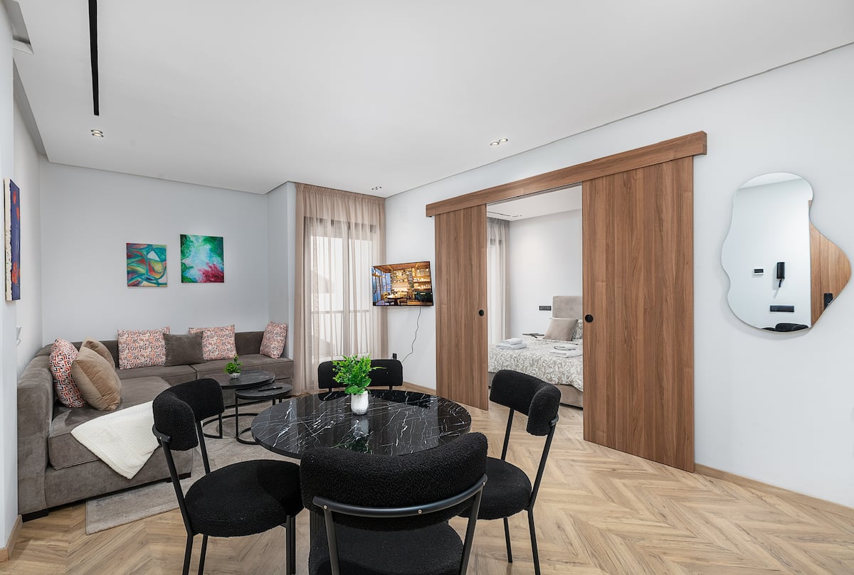 Studio moderne et calme