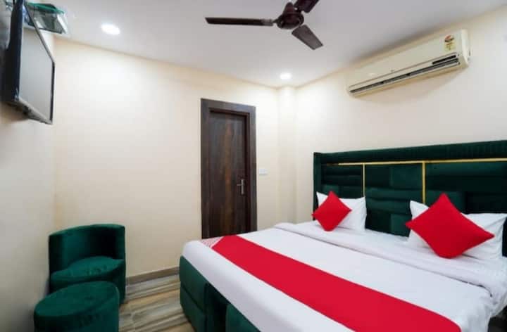Cozy Haven Bed & Breakfast- Home Away From Home - Ghaziabad