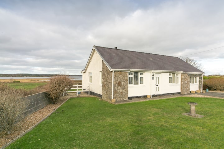Peaceful Property With Stunning Views - Trearddur Bay