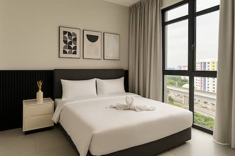 Modern 2 Room Family Suite @ 4 Min Drive to KLCC