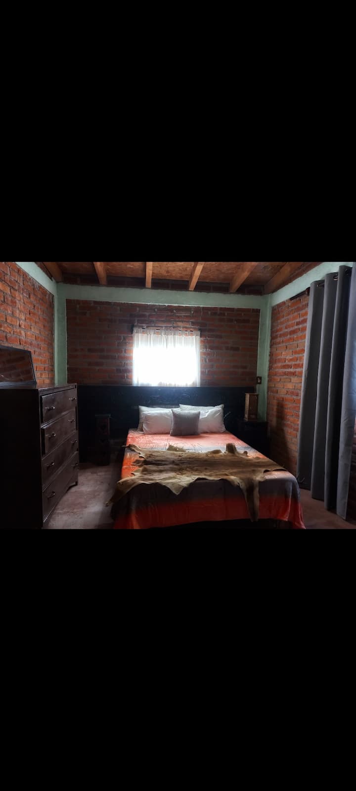 Dhomë gjumi 1