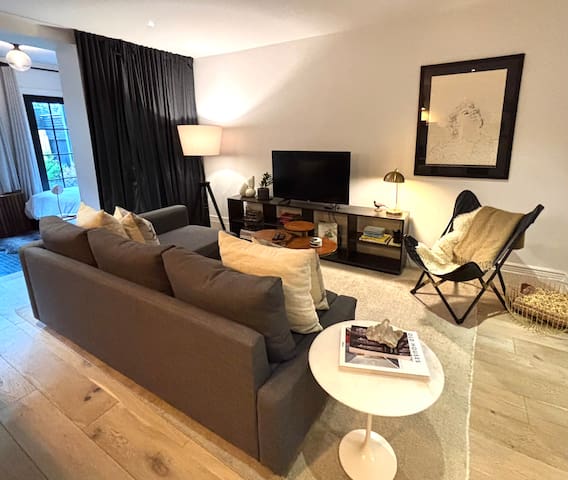 Carroll Gardens Apartment