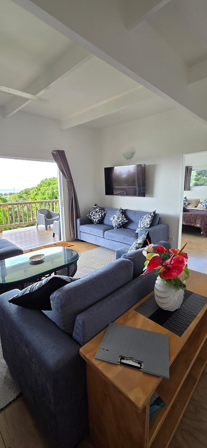 Ocean Beach Town View - Pool With Amazing Views! - Rarotonga