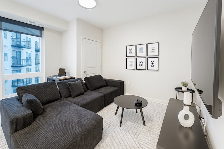 Comfy 1br King Bed • Mins To Downtown, Us Bank - Minneapolis