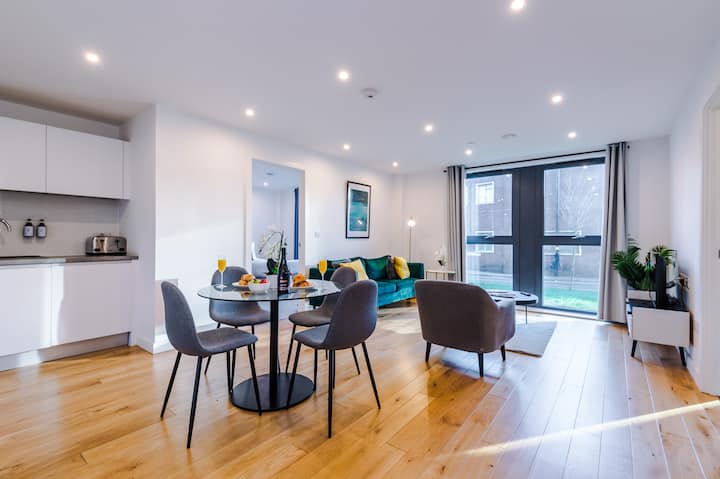 #74 The Sterling Apartment Birmingham Cc - Harborne - Birmingham 