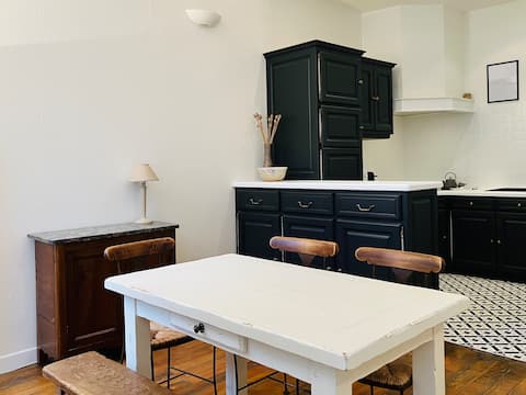 Successful Airbnb property: Charming apartment close to Parc de la Tête d'Or in Lyon 6e Arrondissement