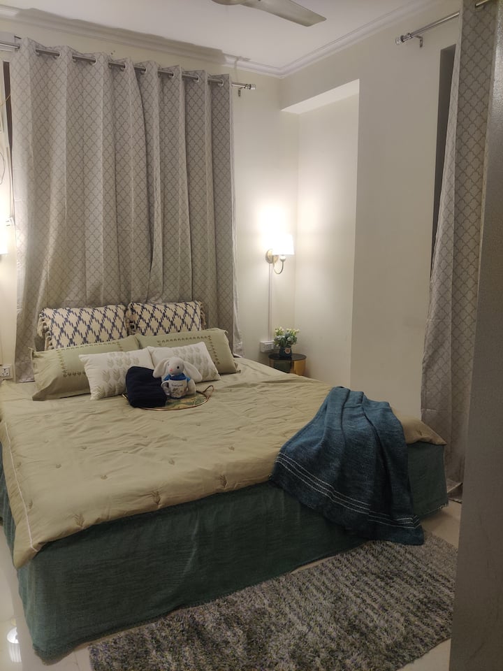 Hera's Bnb 2 Bedroom Unit With Lift - Yeni Delhi