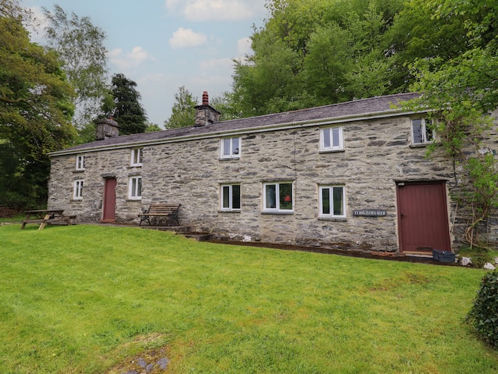 The Long House - Snowdonia