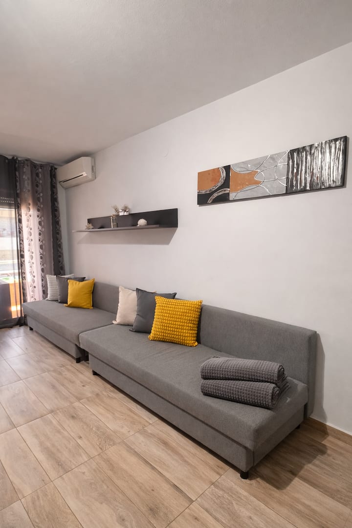 Studio Acapulco. Fenals. Balcony & Pool - Lloret de Mar