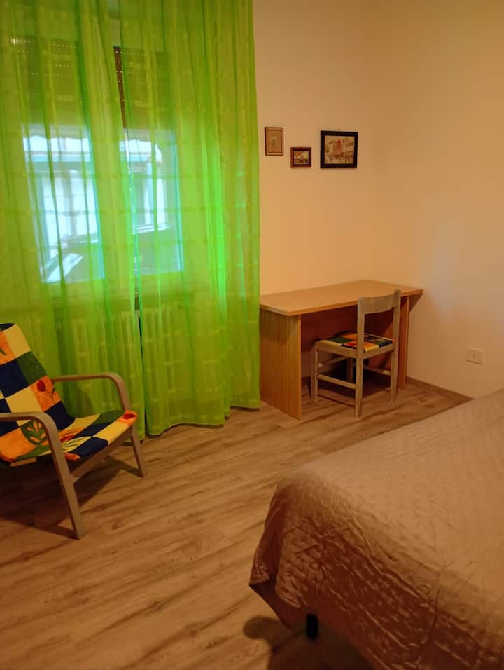 საძინებელი 2